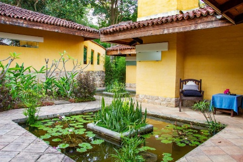 Bougainvillea Retreat image 34